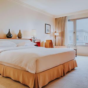 Kamer met een King Size Bed